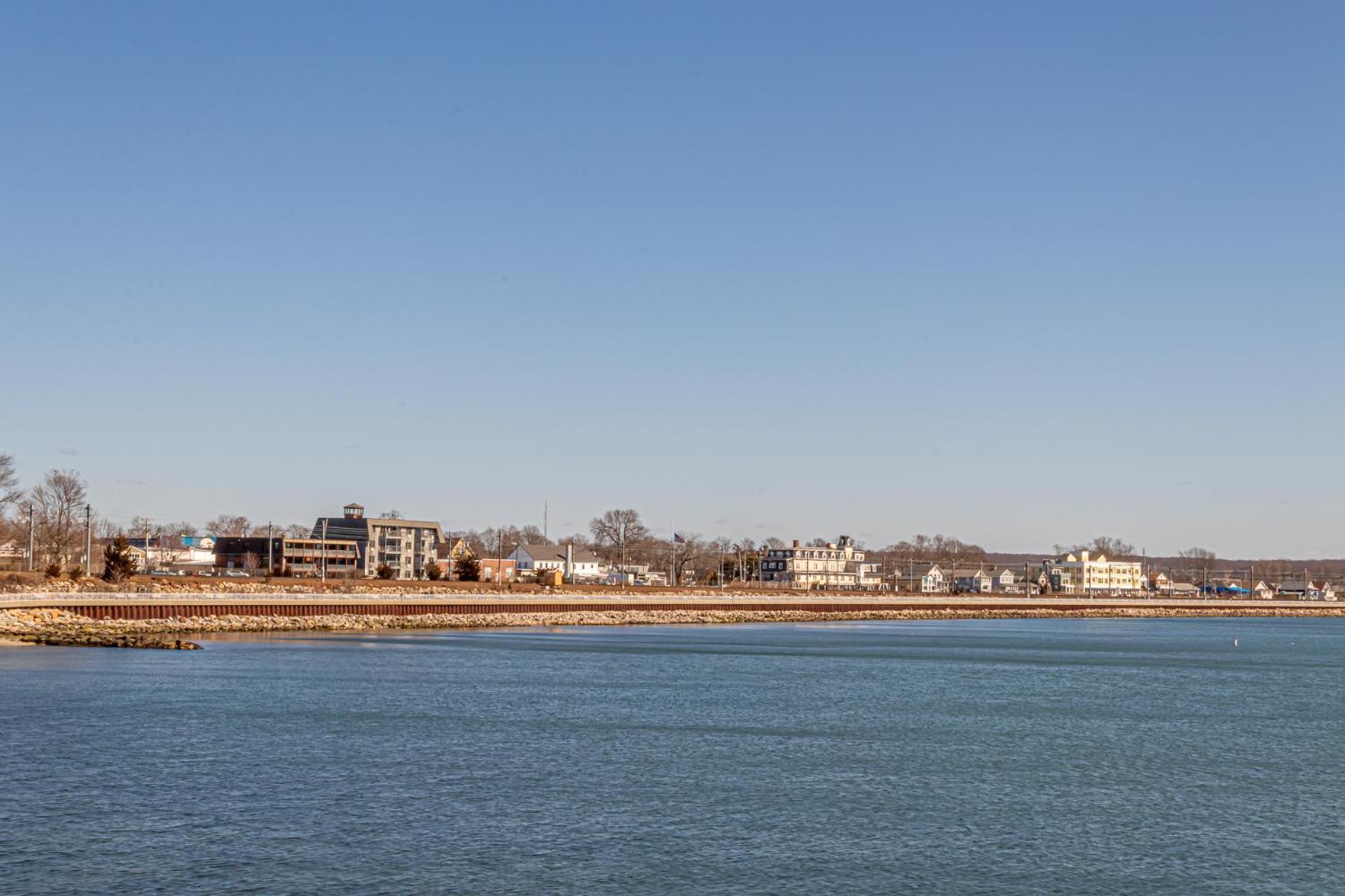 The Niantic Inn Exterior foto